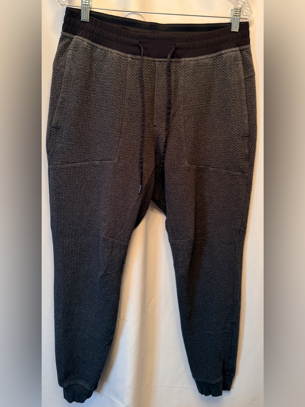 Lululemon At Ease Jogger Pants Men’s Large Charcoal Textured Knit 29” Inseam